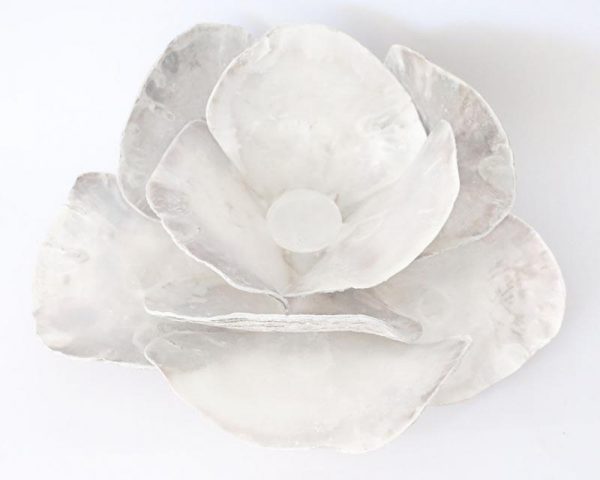 Shell flower candle holder